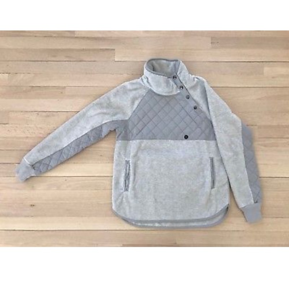 Abercrombie Asymmetrical pullover